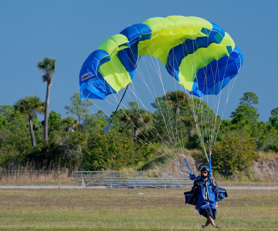 20211228 101210 Sebastian Skydive Invasion 