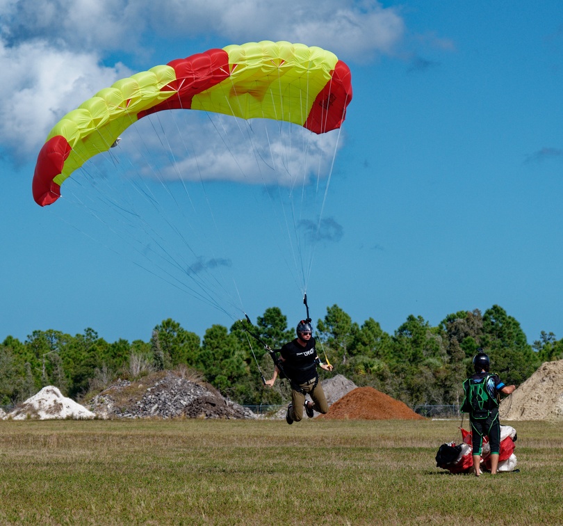 20220101_112746_Sebastian_Skydive_GabrielOrren_KurtisStrigl.jpg