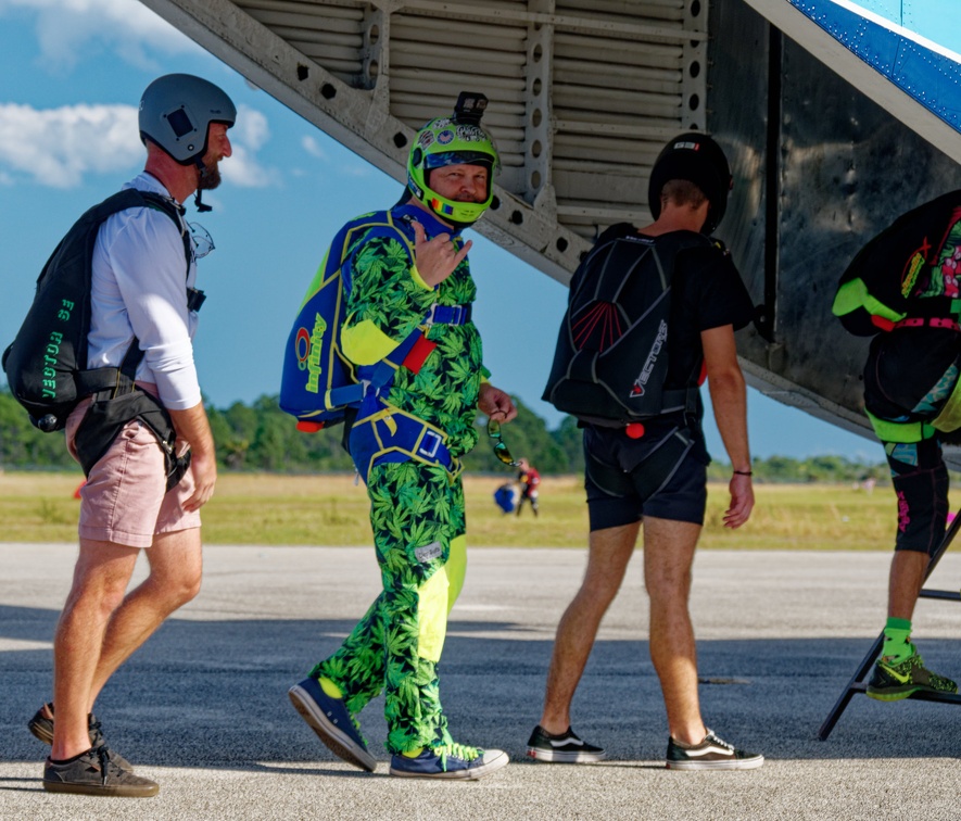 20220101_142539_Sebastian_Skydive_SkyvanPlane_ChrisTitus.jpg