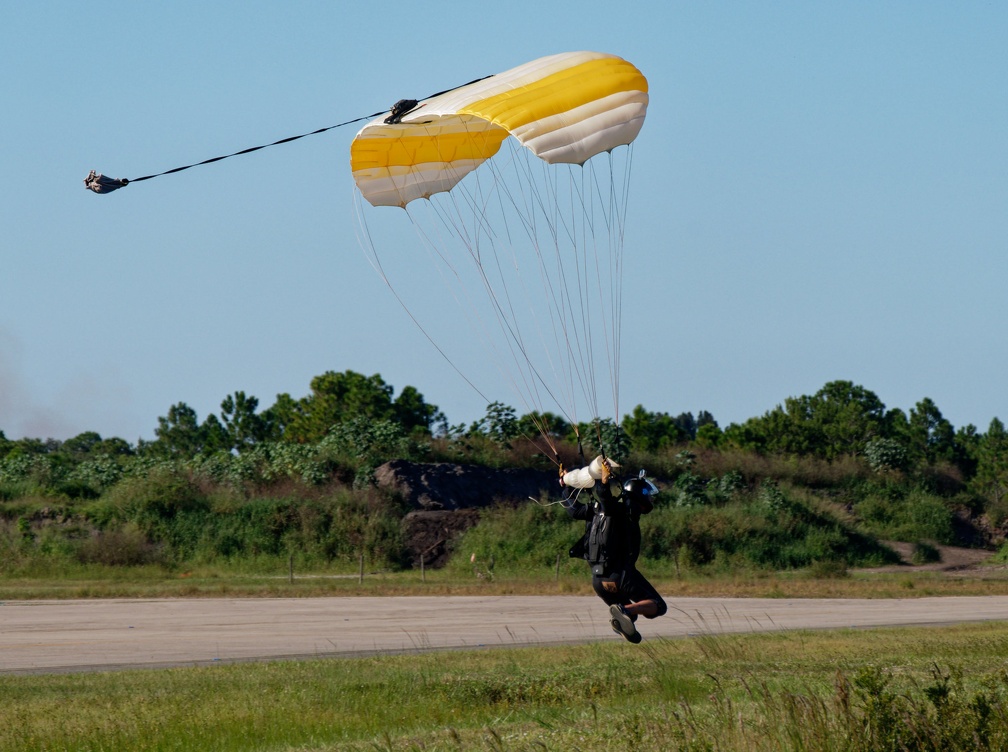 20211015_162440_Sebastian_Skydive_RobStevenson.jpg