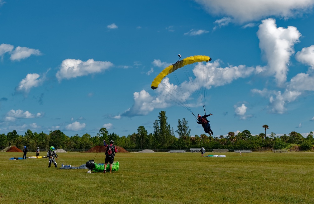 20211015 103938 Sebastian Skydive JohnCornelius DanielRichardson TylerHudson M