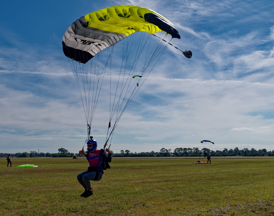 20220107 120216 Sebastian Skydive FL HeadDown Record 