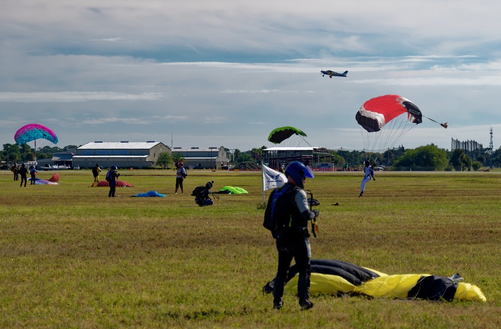 20220107 120304 Sebastian Skydive FL HeadDown Record Plane