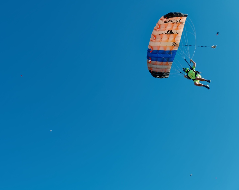 20220107_134539_Sebastian_Skydive_FL_HeadDown_Record_JasonRussell_0.jpg