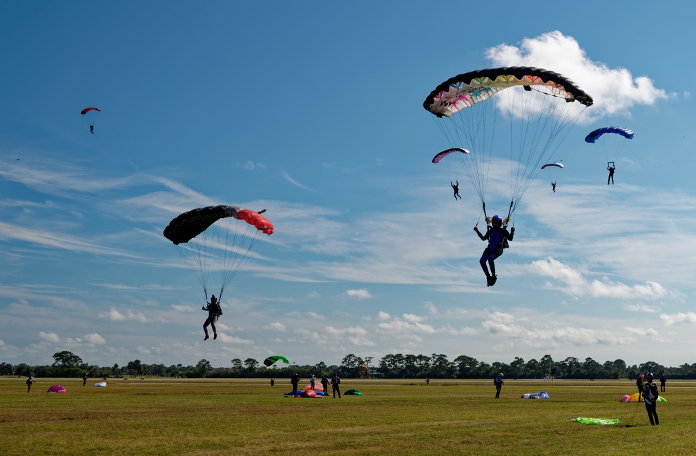 20220107 134638 Sebastian Skydive FL HeadDown Record NicoleSenecal