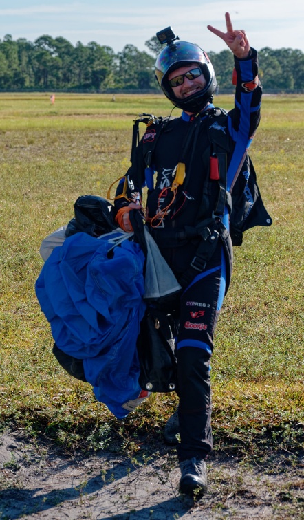 20211113 085128 Sebastian Skydive Headdown Tryout AlexHart