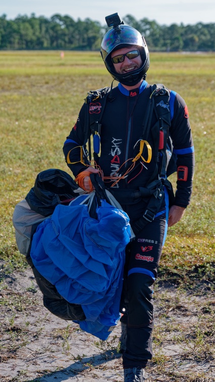 20211113 085129 Sebastian Skydive Headdown Tryout AlexHart