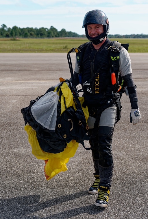 20211113 103856 Sebastian Skydive Headdown Tryout 