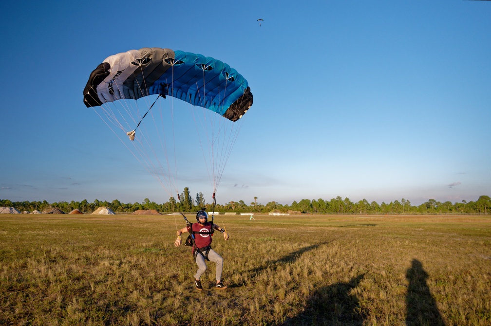 20220101_165950_Sebastian_Skydive_BradHunt1.jpg