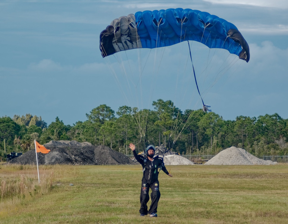 20191230 154440 Sebastian Skydive DougBarron