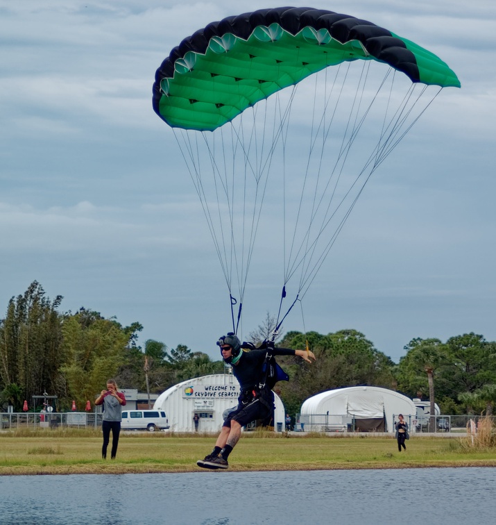 20201204 112626 Sebastian Skydive FLCPA Meet2 SeanHaysom