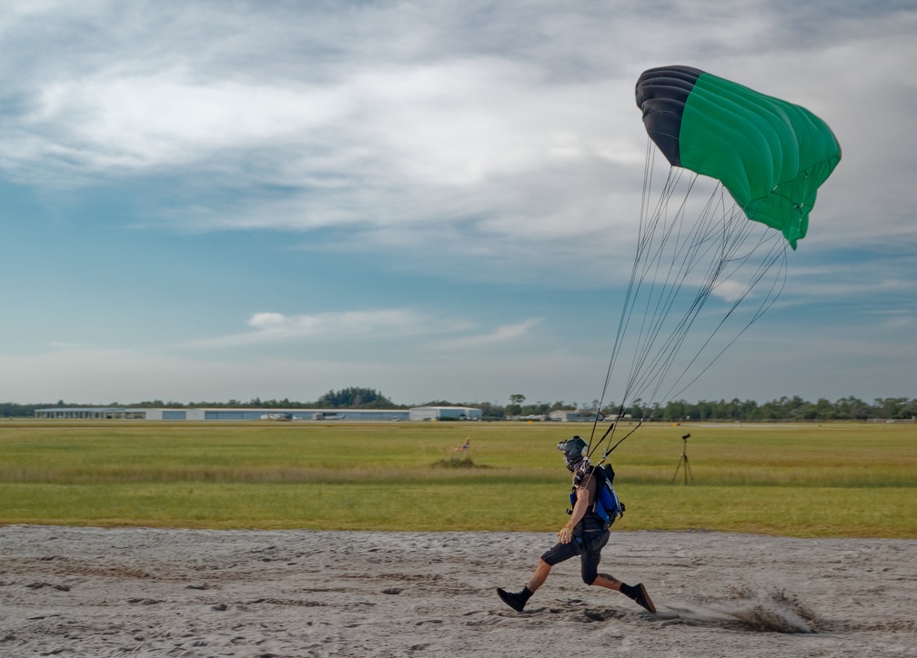 20201206_103254_Sebastian_Skydive_FLCPA_Meet2_SeanHaysom.jpg