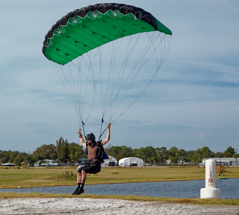 20201206 114622 Sebastian Skydive FLCPA Meet2 SeanHaysom