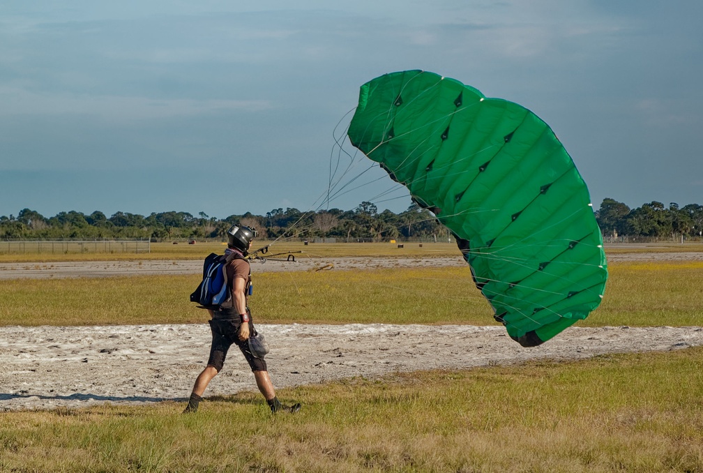 20201206 151216 Sebastian Skydive FLCPA Meet2 SeanHaysom