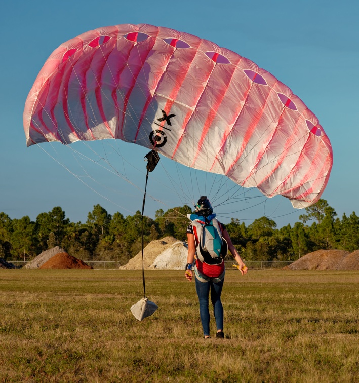 20220101 165523 Sebastian Skydive LauraWagner