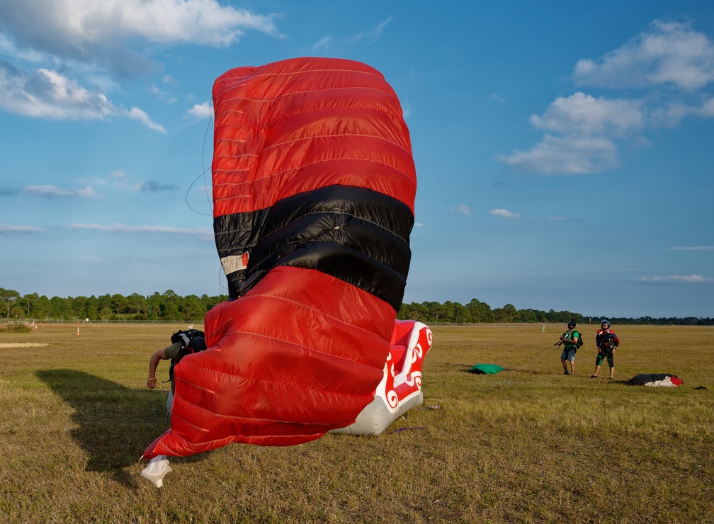 20211211_161858_Sebastian_Skydive_Santas_ScottPaulson_StephenPerry_KurtisStrigl.jpg