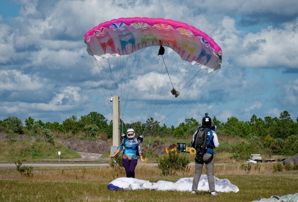 20220101 115758 Sebastian Skydive LeslieMenetrier DanAdams