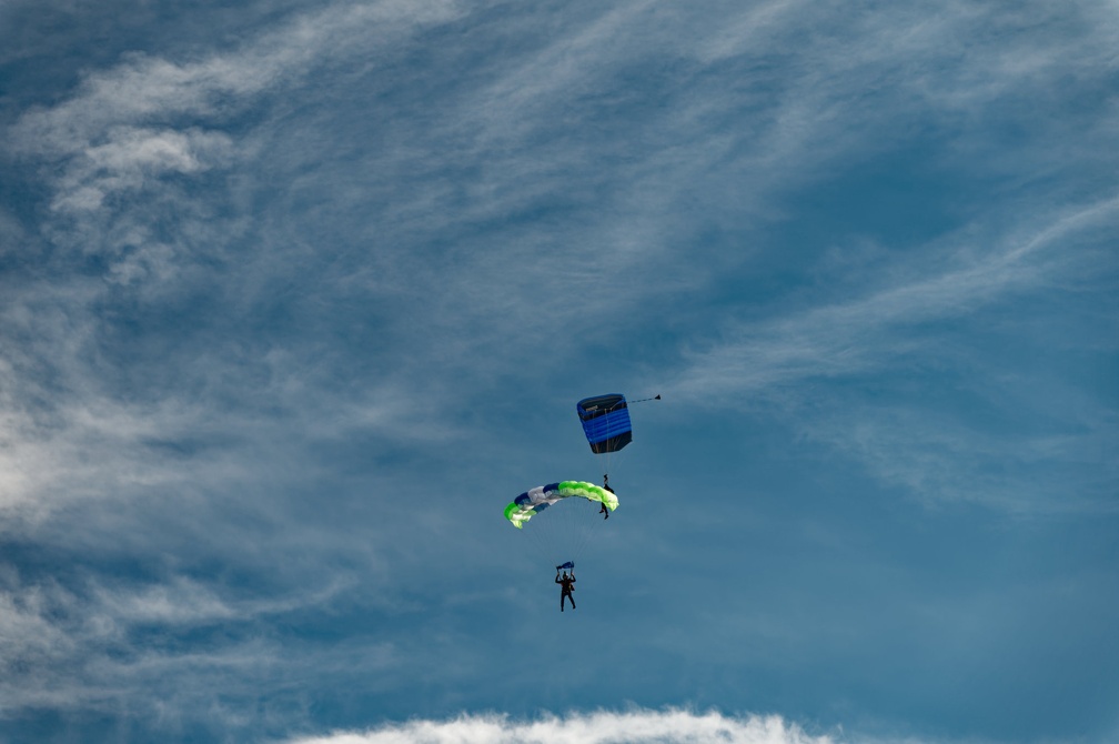 20211203 153550 Sebastian Skydive JamieFremgen JimmyFaedtke (4272 visits) 20211203 153550 Sebastian Skydive JamieFremgen JimmyFaedtke