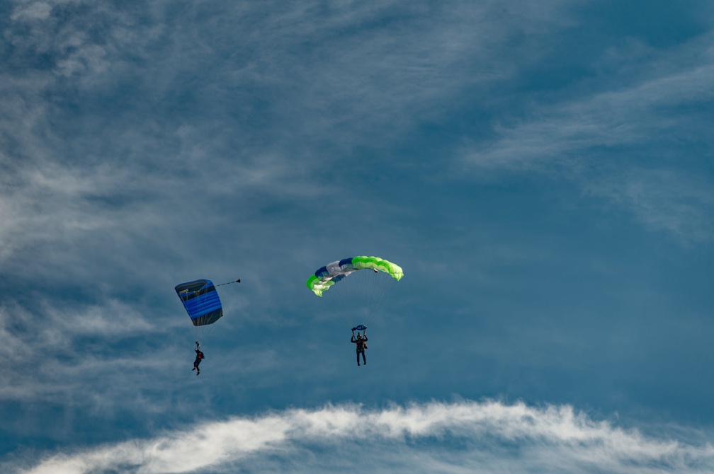 20211203 153551 Sebastian Skydive JamieFremgen JimmyFaedtke M (4085 visits) 20211203 153551 Sebastian Skydive JamieFremgen JimmyFaedtke M