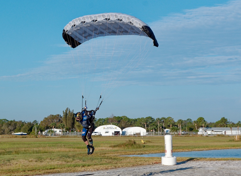 20201206 081922 Sebastian Skydive FLCPA Meet2 CurtBartholomew