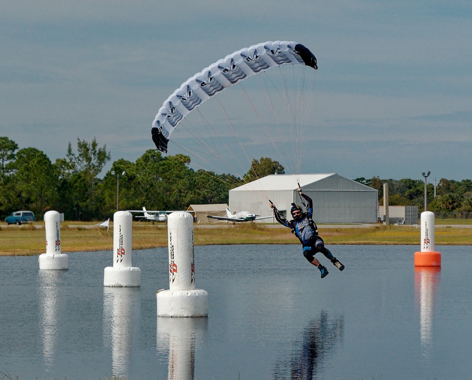 20201206 120500 Sebastian Skydive FLCPA Meet2 CurtBartholomew