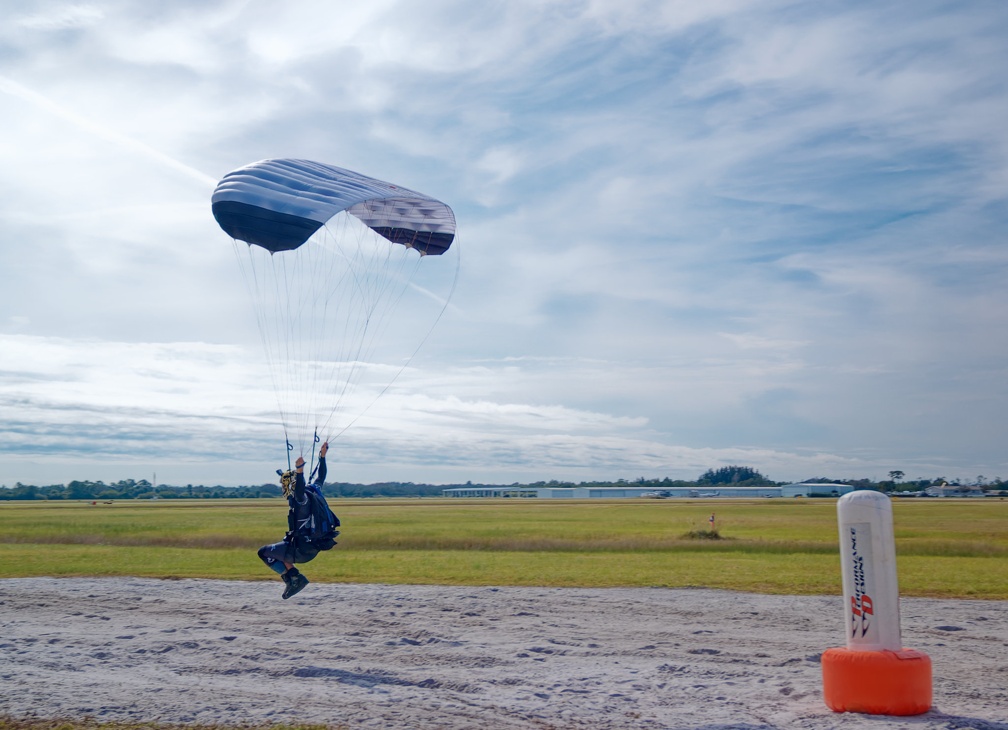 20201206 120508 Sebastian Skydive FLCPA Meet2 CurtBartholomew