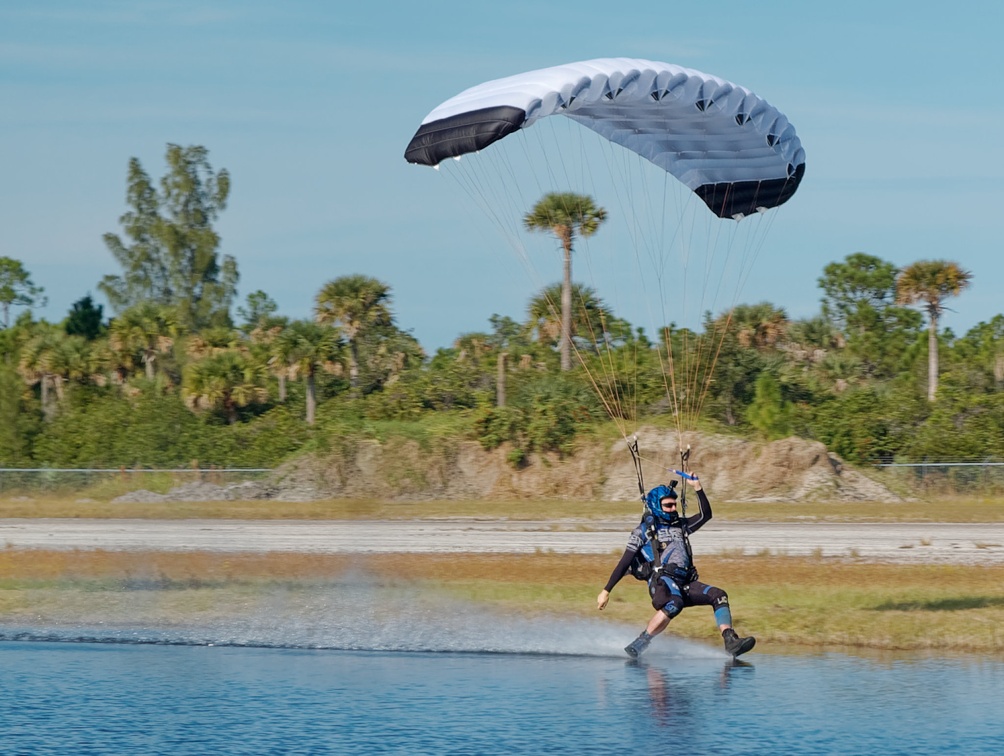 20201206_142814_Sebastian_Skydive_FLCPA_Meet2_CurtBartholomew.jpg