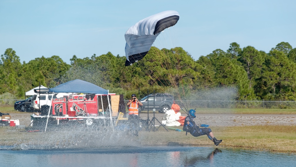 20201206 142818 Sebastian Skydive FLCPA Meet2 CurtBartholomew