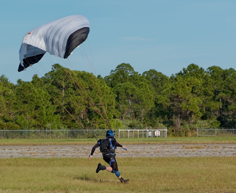 20201206_151514_Sebastian_Skydive_FLCPA_Meet2_CurtBartholomew.jpg