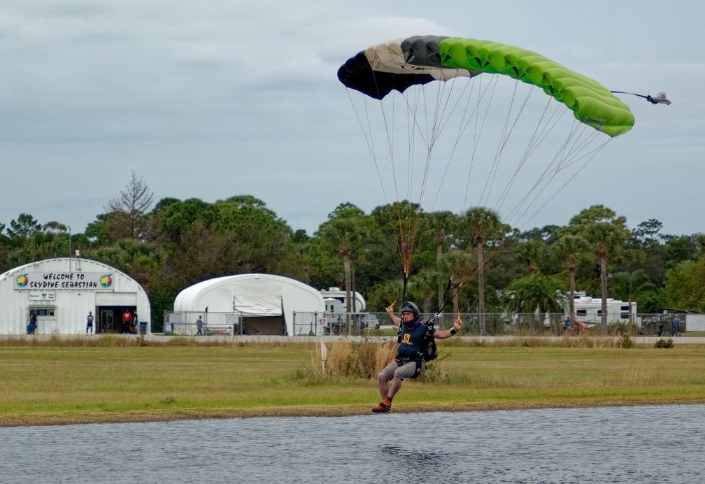 20201204 113226 Sebastian Skydive FLCPA Meet2 ForrestFrizzell