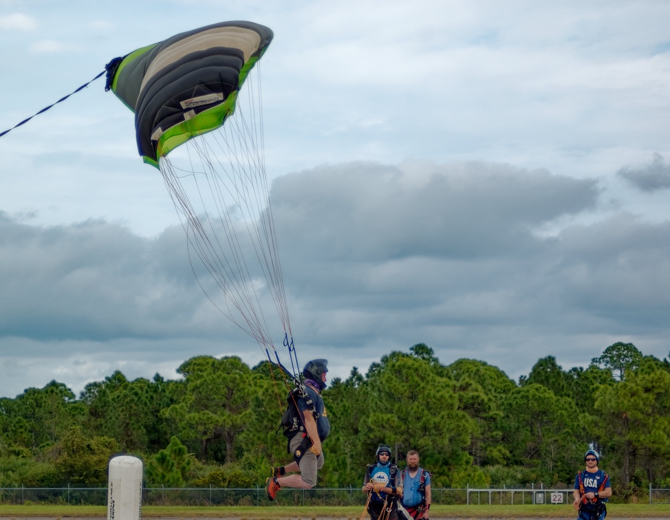 20201204 134000 Sebastian Skydive FLCPA Meet2 ForrestFrizzell LeeSibeleski BrandonJackson JeremyGeorge