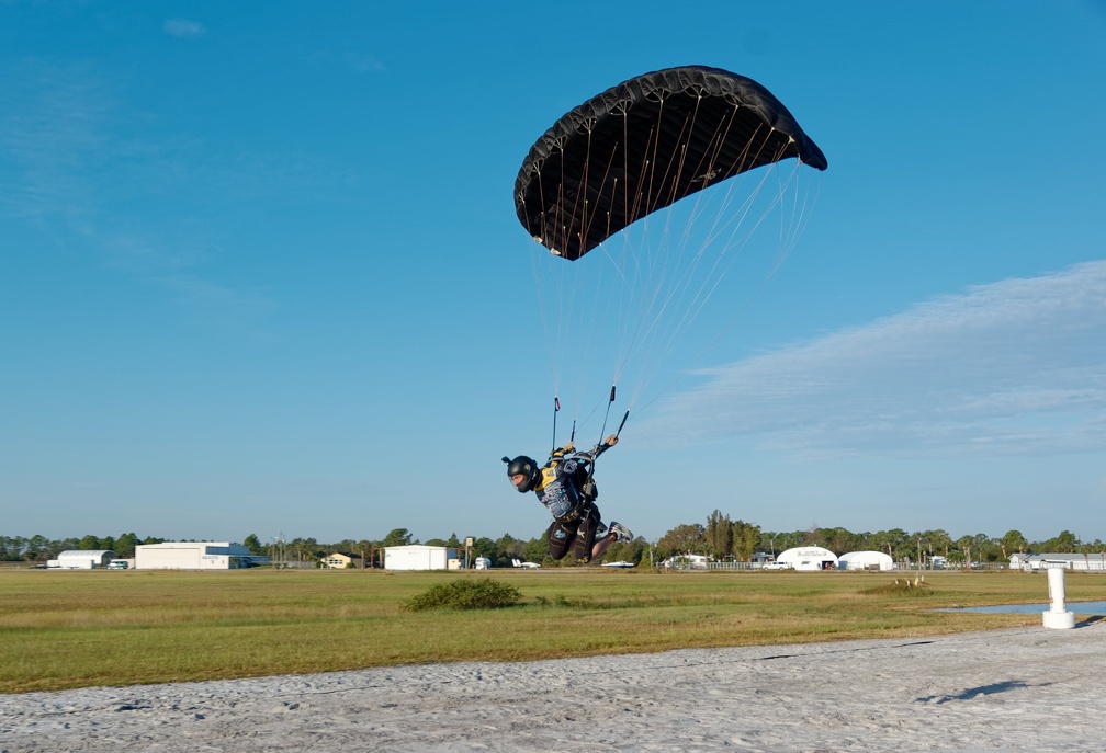 20201206_081958_Sebastian_Skydive_FLCPA_Meet2_FrancoDarman_M.jpg