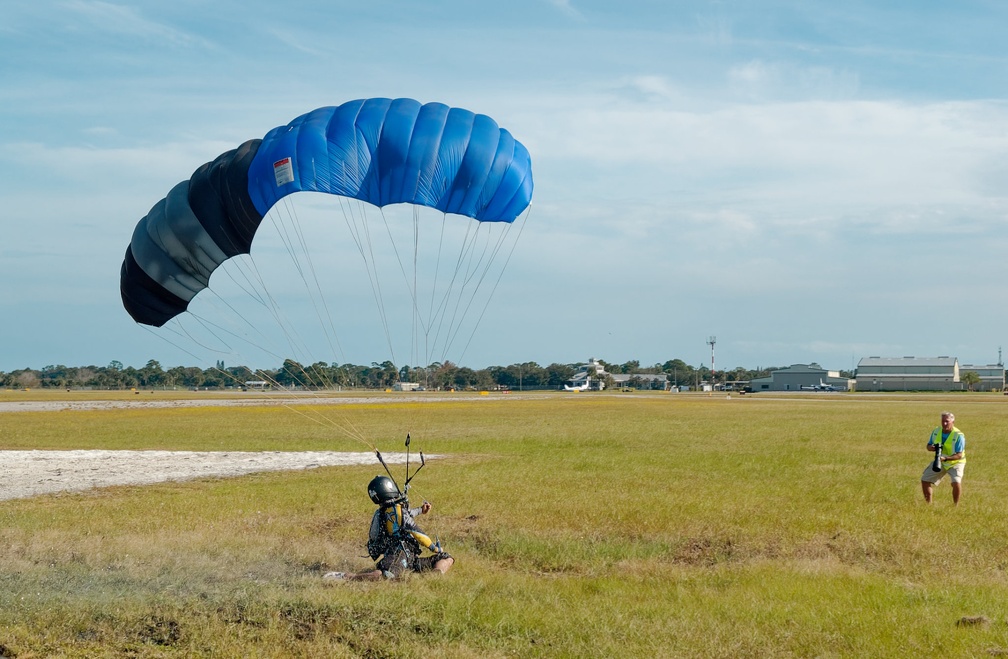 20201206 142902 Sebastian Skydive FLCPA Meet2 FrancoDarman ScottMurray