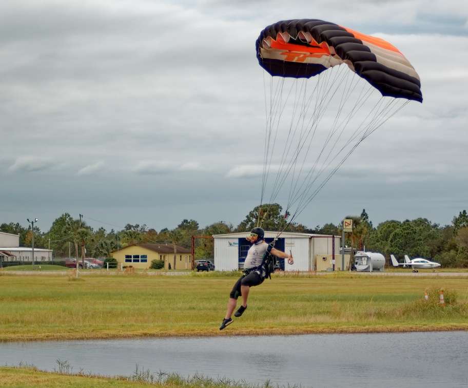 20201204 112736 Sebastian Skydive FLCPA Meet2 JamesHughes