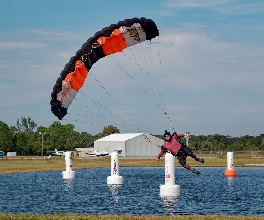 20201206 103422 Sebastian Skydive FLCPA Meet2 JamesHughes