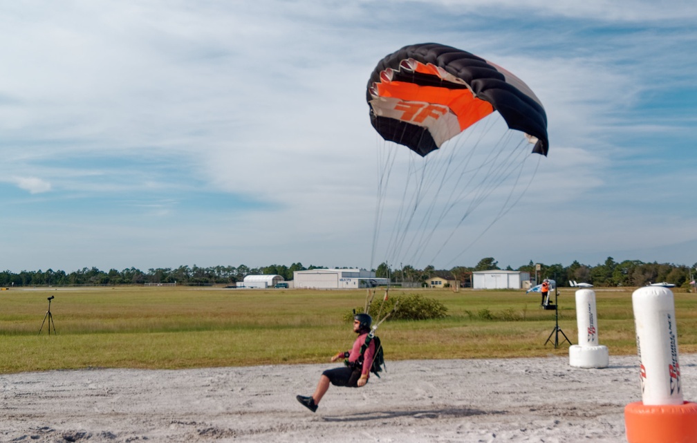 20201206 103426 Sebastian Skydive FLCPA Meet2 JamesHughes