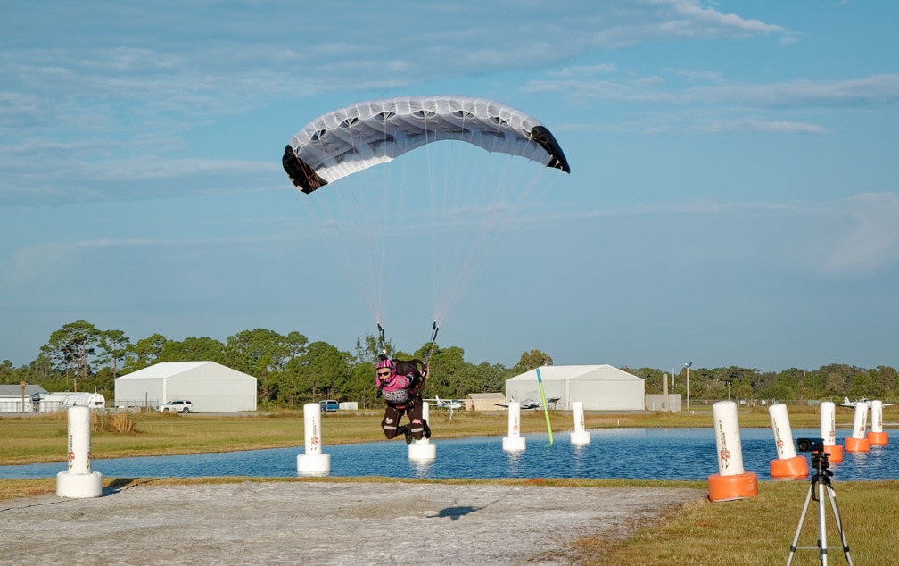 20201206 082016 Sebastian Skydive FLCPA Meet2 JeannieBartholomew 1