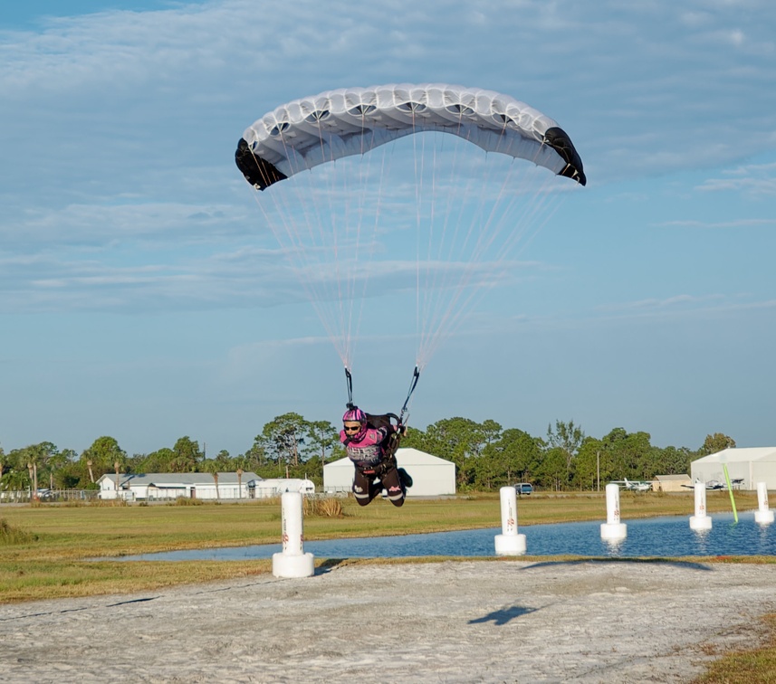 20201206 082018 Sebastian Skydive FLCPA Meet2 JeannieBartholomew 3