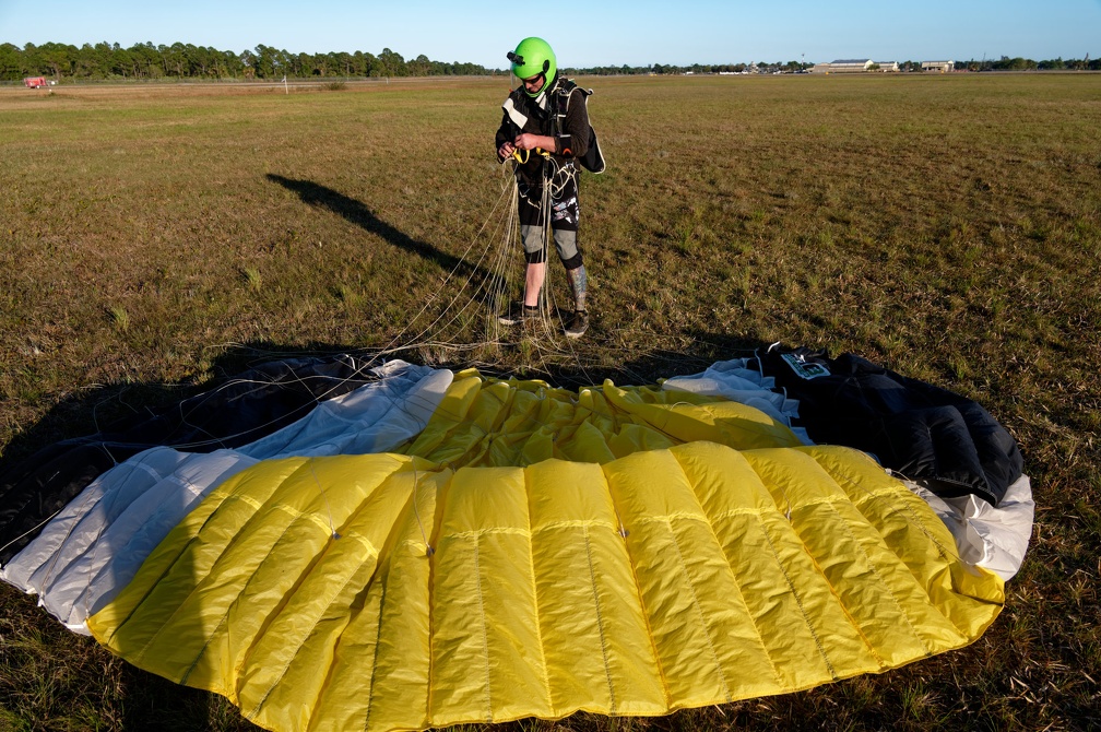 20220225_172846_Sebastian_Skydive_GregCharest.jpg