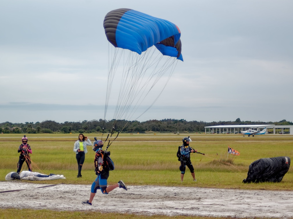 20201204 103538 Sebastian Skydive FLCPA Meet2 JoeyAllen JeannieBartholomew FrancoDarman Ana