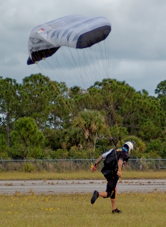 20201204_144230_Sebastian_Skydive_FLCPA_Meet2_PatrickKessler.jpg