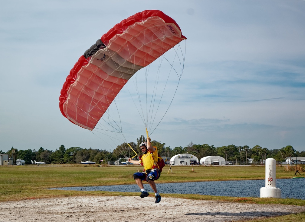 20201206 114518 Sebastian Skydive FLCPA Meet2 TimothyBernard