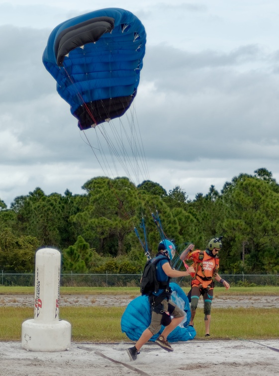 20201204_133618_Sebastian_Skydive_FLCPA_Meet2_VBPrib_CliffordSteele.jpg