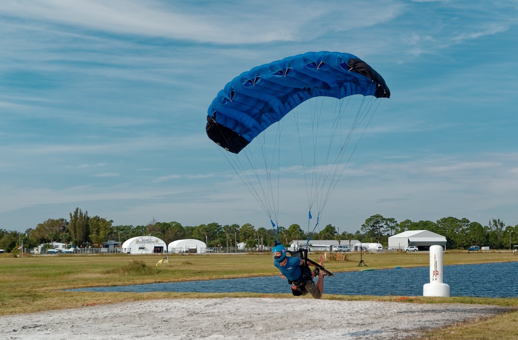 20201206 103316 Sebastian Skydive FLCPA Meet2 VBPrib 1