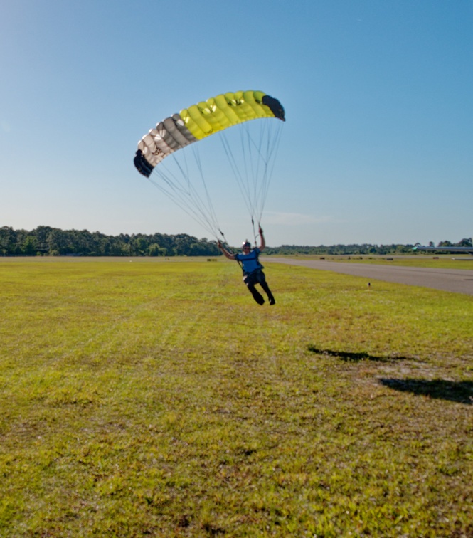 20220411_175351_Deland_Skydive_FraserFeltner_1.jpg