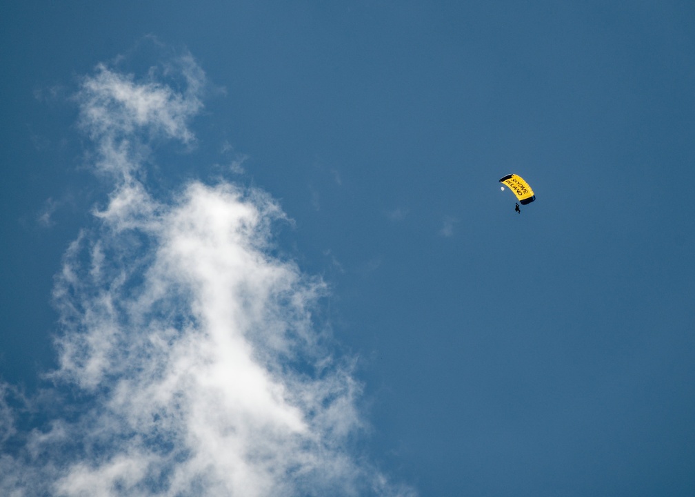 20220425_132125_Deland_Skydive_Karin_AFF4.jpg