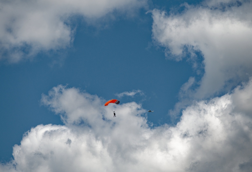 20220425_132257_Deland_Skydive_Plane_GaryPaulzak.jpg