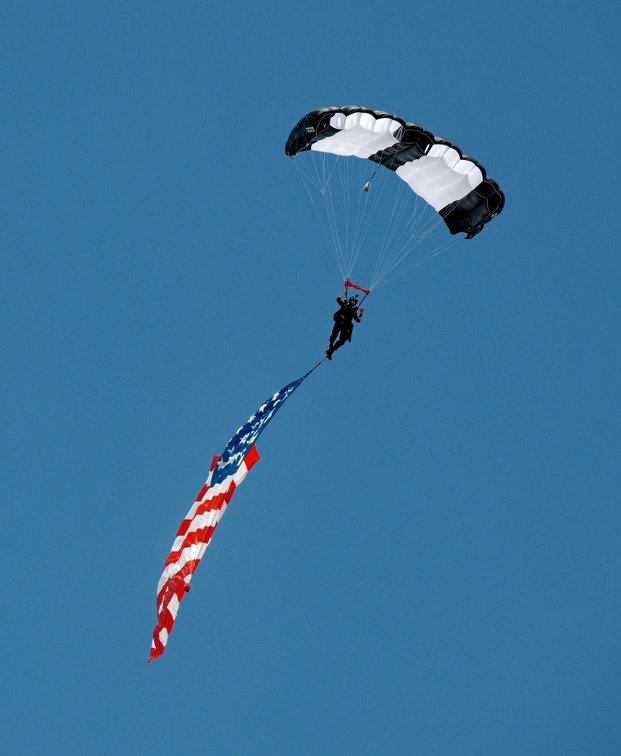 20220425 133721 Deland Skydive Black Daggers Flag Demo