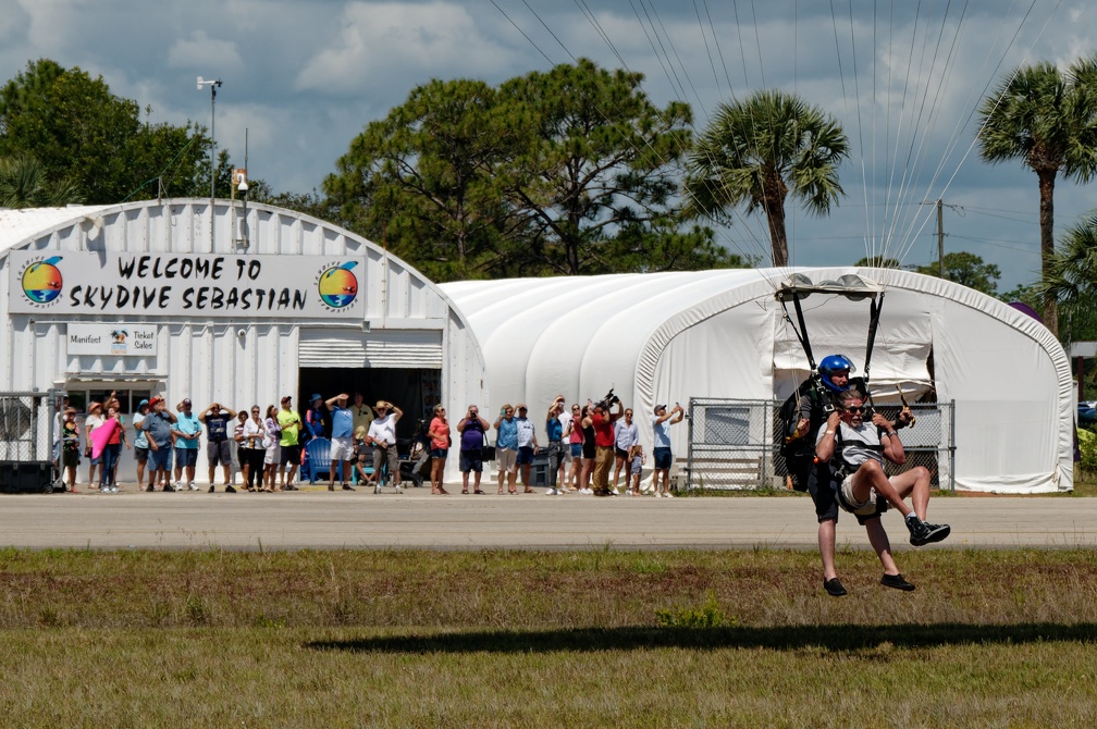 20220502_115053_Sebastian_Skydive_ChrisGoodell_Tandem_1.jpg