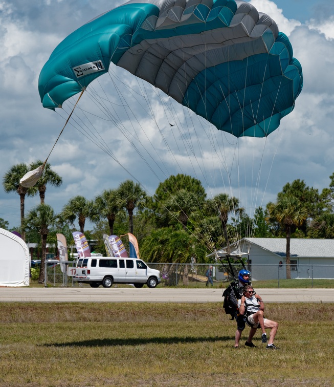 20220502 115055 Sebastian Skydive ChrisGoodell Tandem